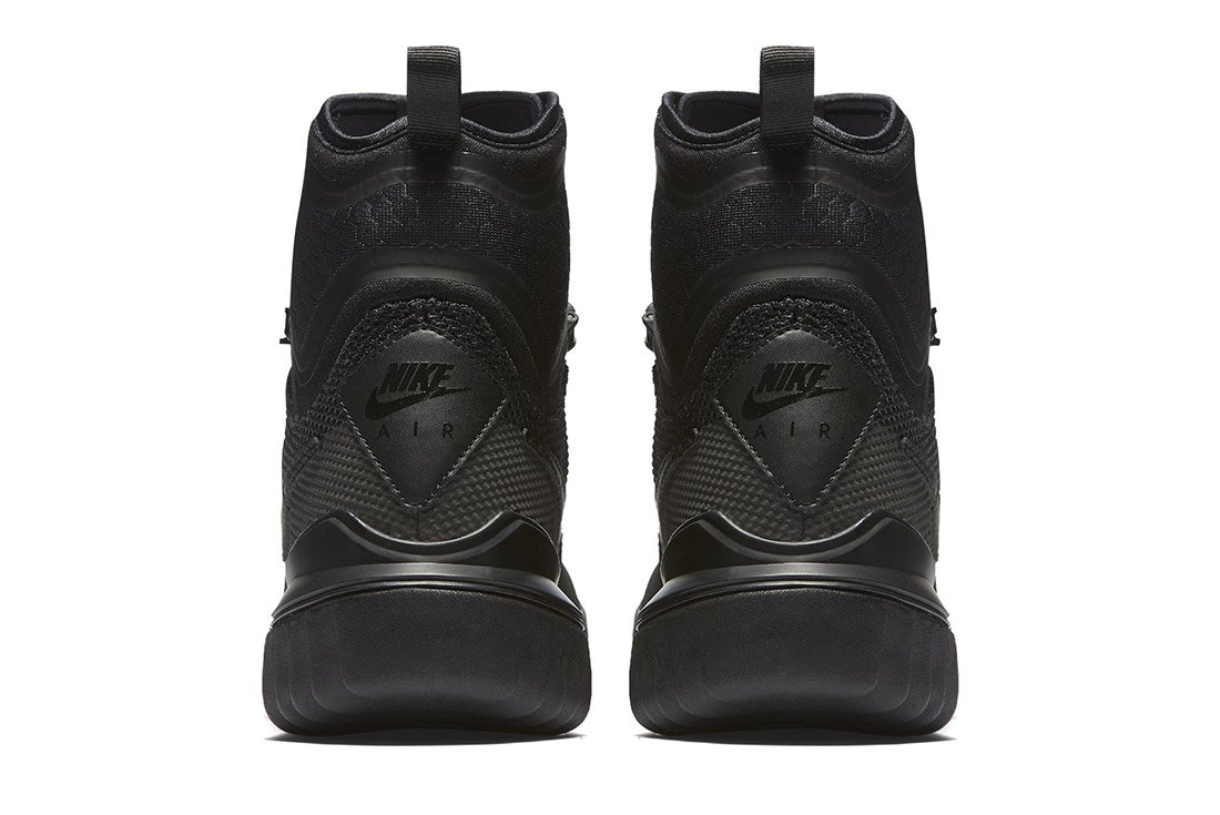 Nike Air Wild Mid Trail Shoe Black Back