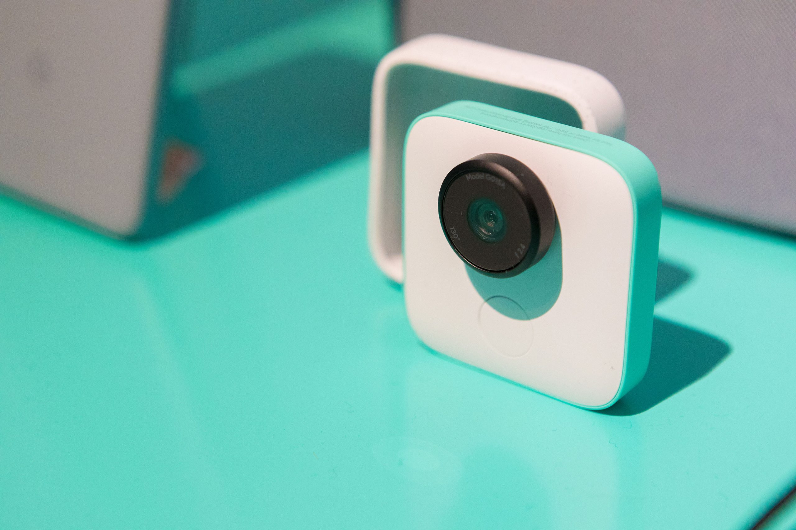 google-clips-camera-1